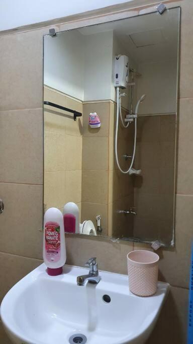 Cherolds Place Lovely 1 Bedroom Condo With Balcony Manila Zewnętrze zdjęcie